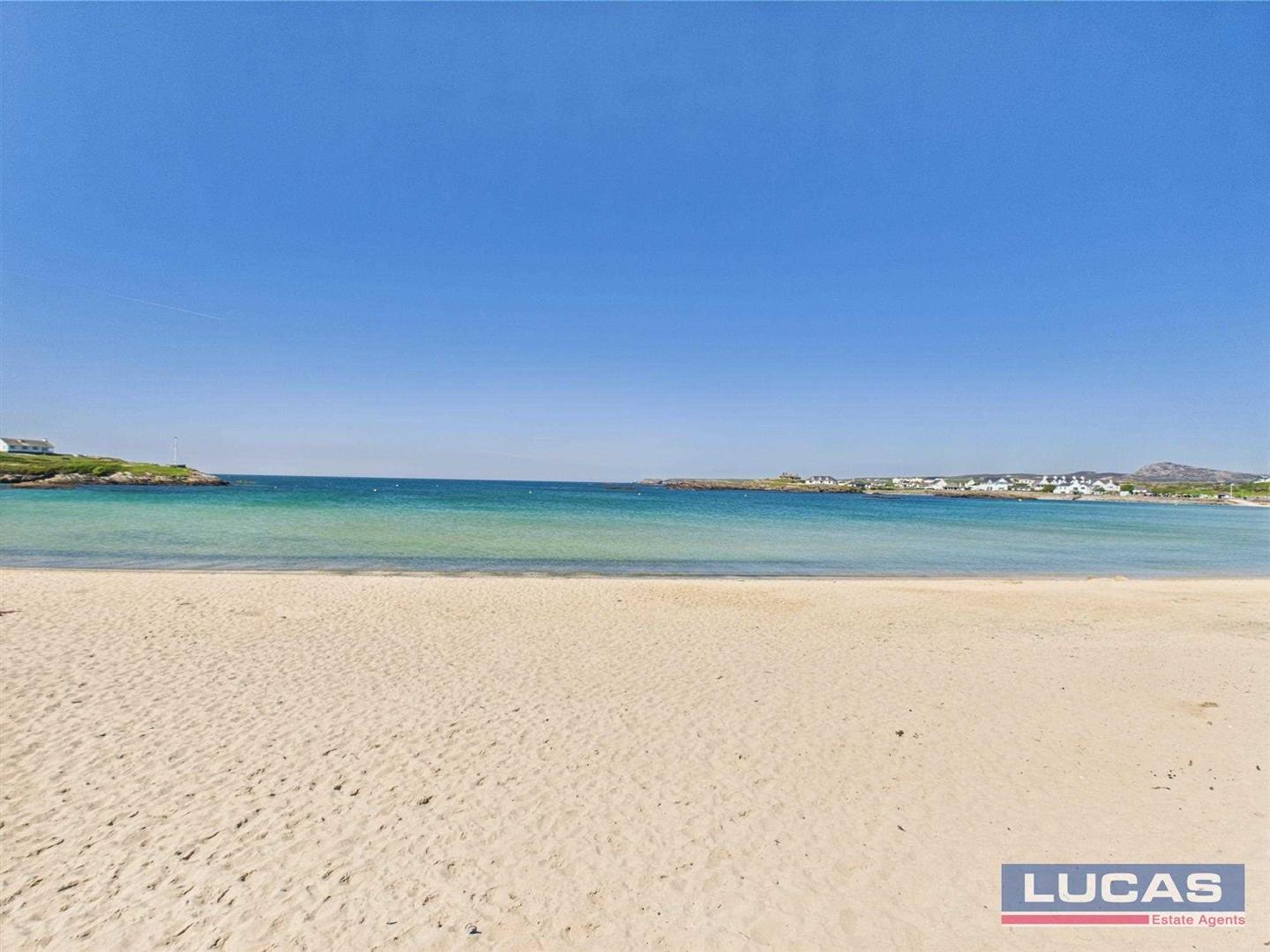 Capel Lodge, Ravenspoint Road, Trearddur Bay